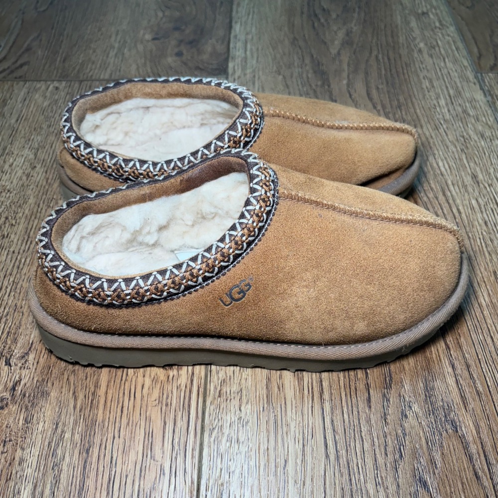 UGG Tasman Slipper Chestnut Brown Shoes Women's Size 7 Suede Slip Ons